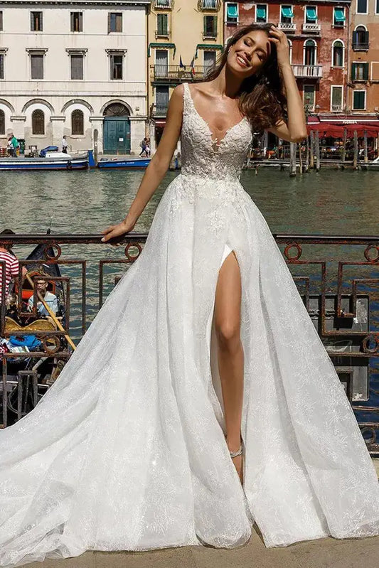 STUNNING WEDDING DRESSES FOR 2023 WEDDING CEREMONIES