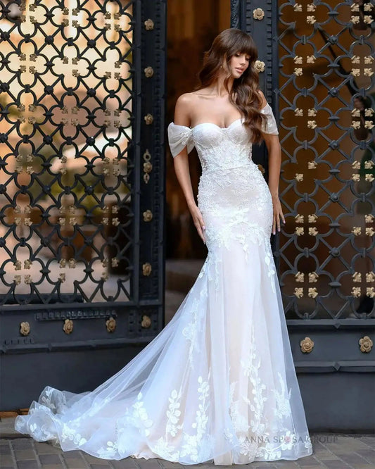 WEDDING DRESS STYLES AND HOW TO PICK THE PERFECT ONE FOR YOUR BODY SHAPE - Reflections Bridal Studio