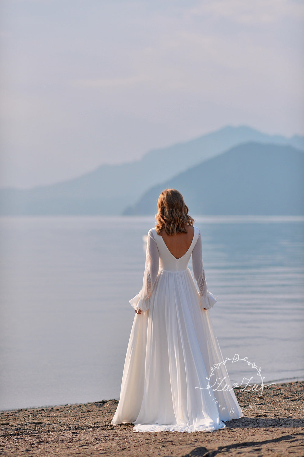 TRESSA - Chiffon and lace boho style