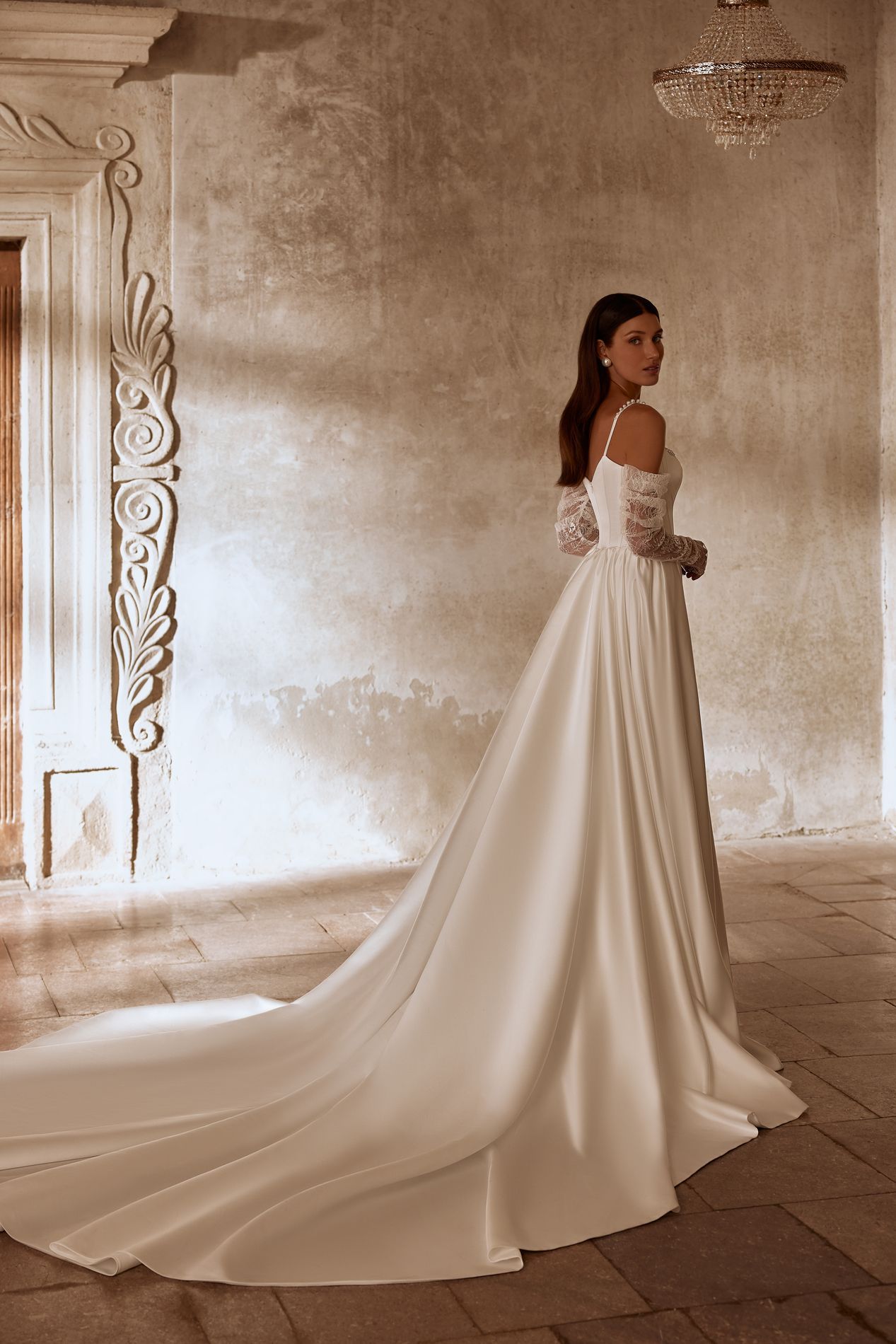 ALBERTA 3 piece Bodice with train, plain satin or lace skirt & gloves