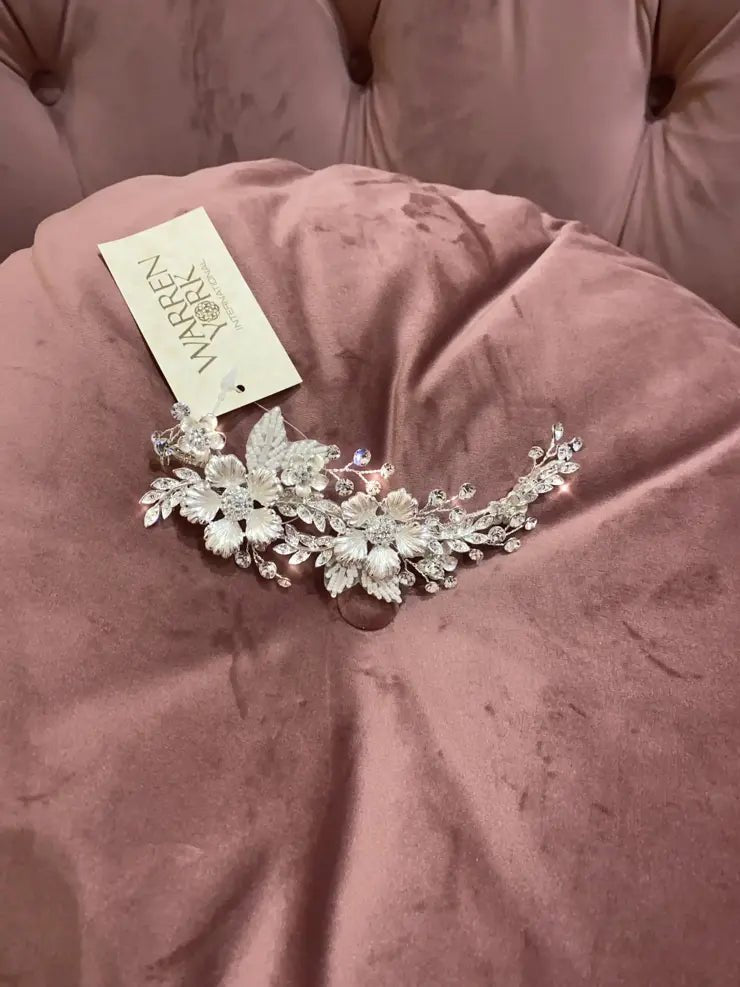 BRIDAL COMBS - Reflections Bridal Studio