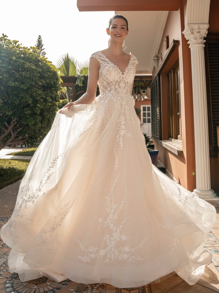 DIANA Size 18 - Reflections Bridal Studio