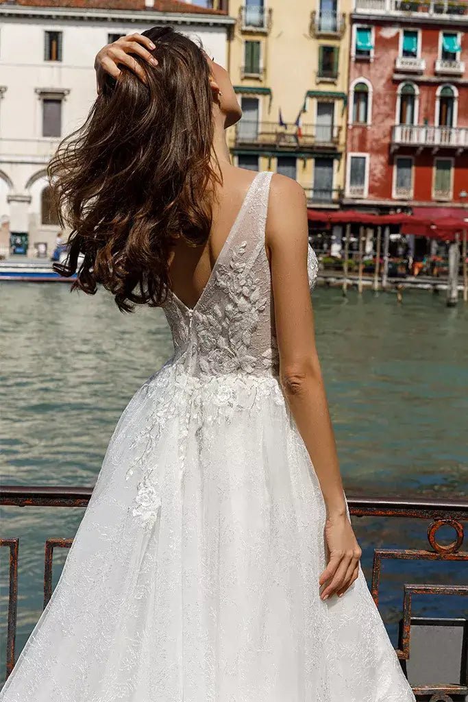 LOVE Size 14 - Reflections Bridal Studio
