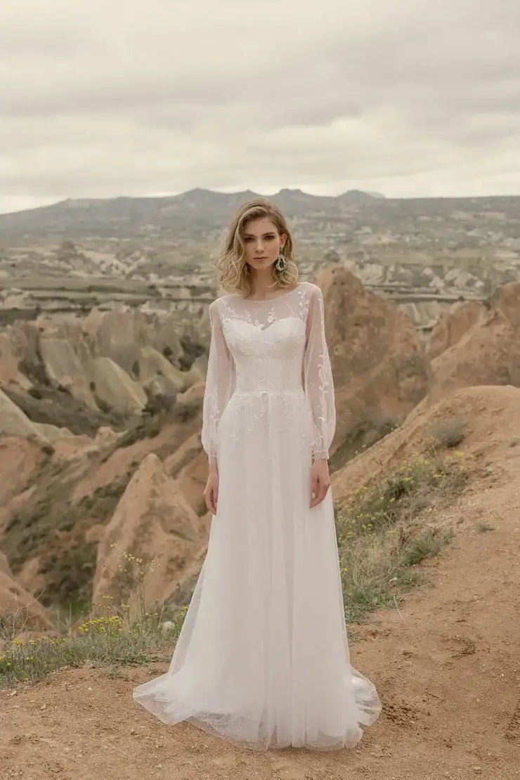 MAIDY SIZE 14 - Reflections Bridal Studio
