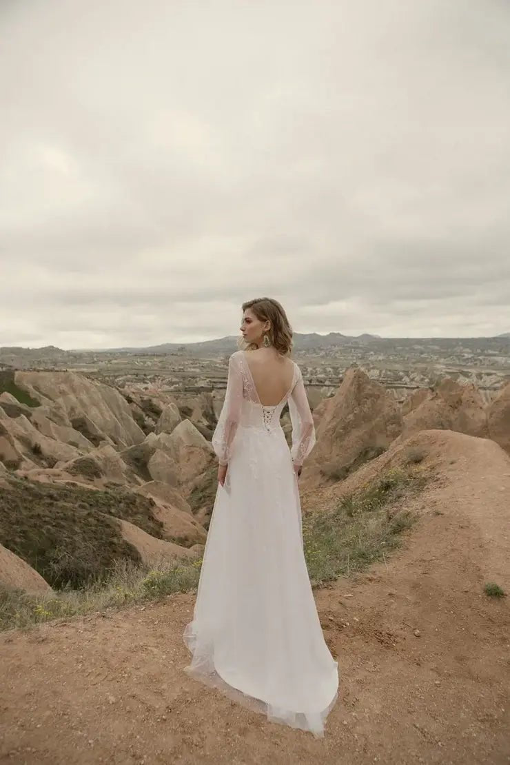 MAIDY SIZE 14 - Reflections Bridal Studio