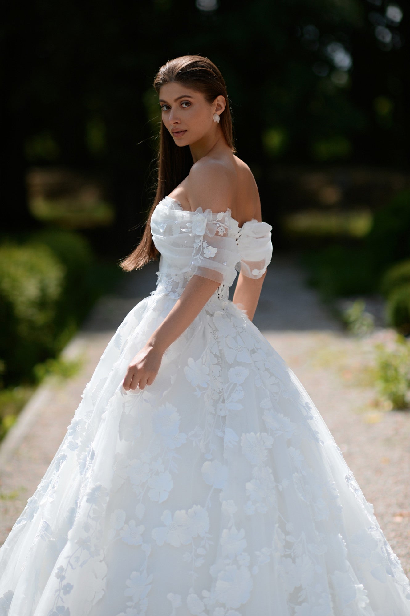 MEANOR Size 20 - Reflections Bridal Studio
