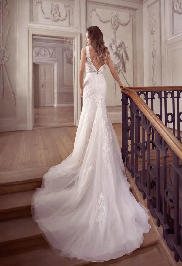 TC20090 - Reflections Bridal Studio