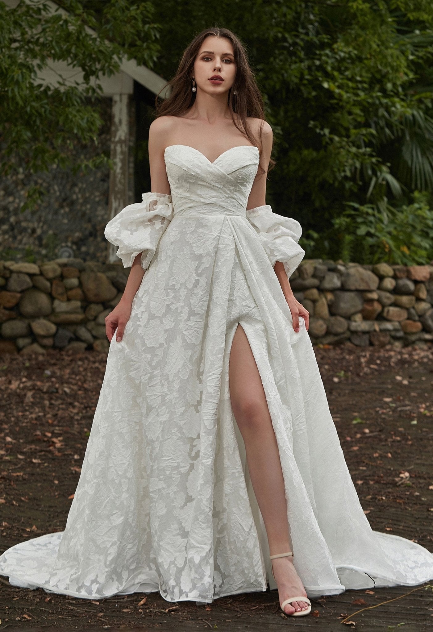 TESS Size 14 Reflections Bridal Studio TESS Size 14 Reflections Bridal Studio