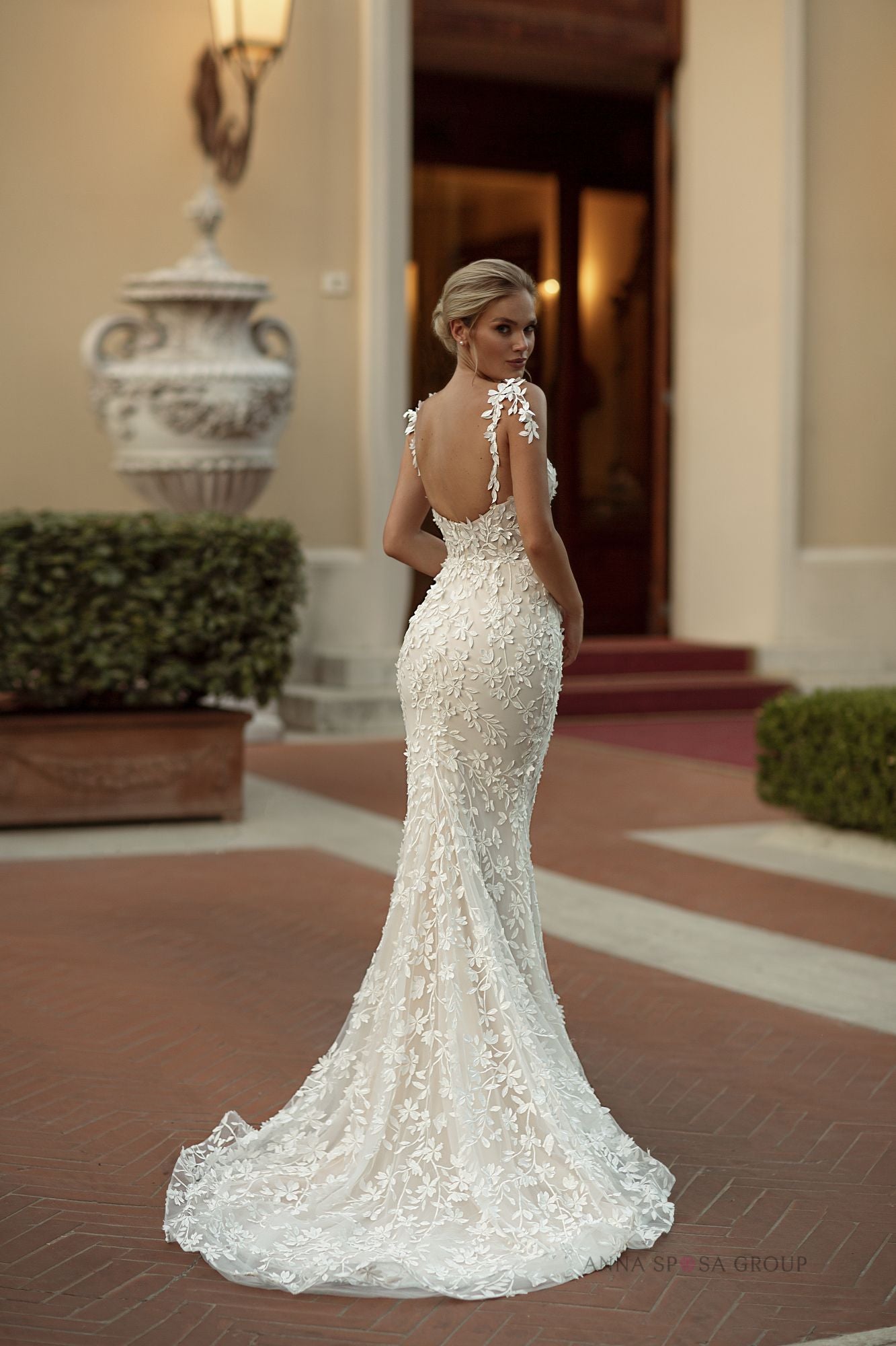 BRIAR 3D lace fit and flare gown