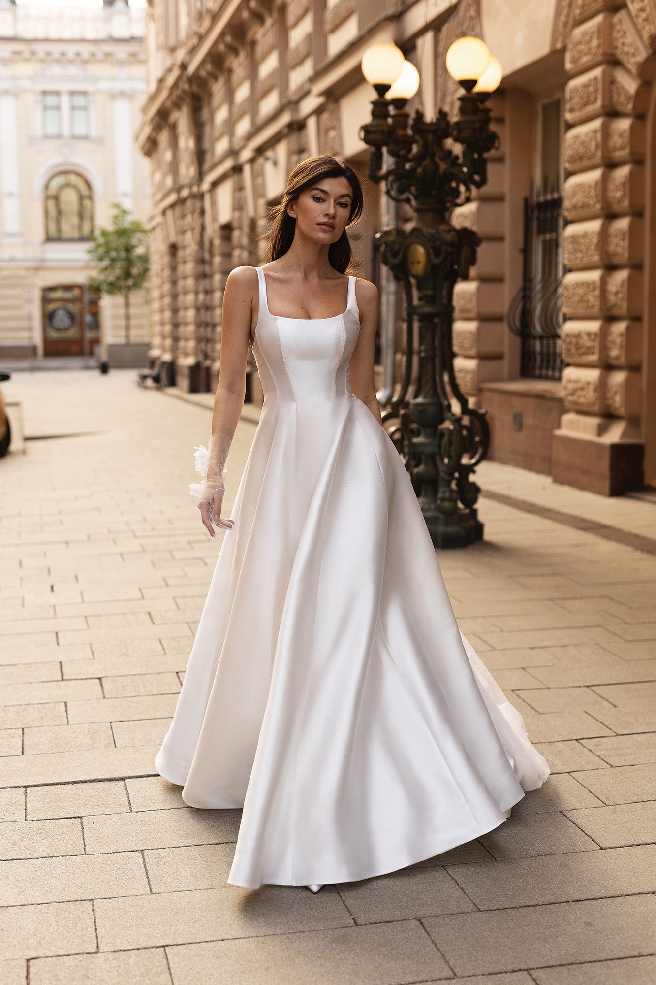 LINDA Mikado gown with square neckline and A-line skirt