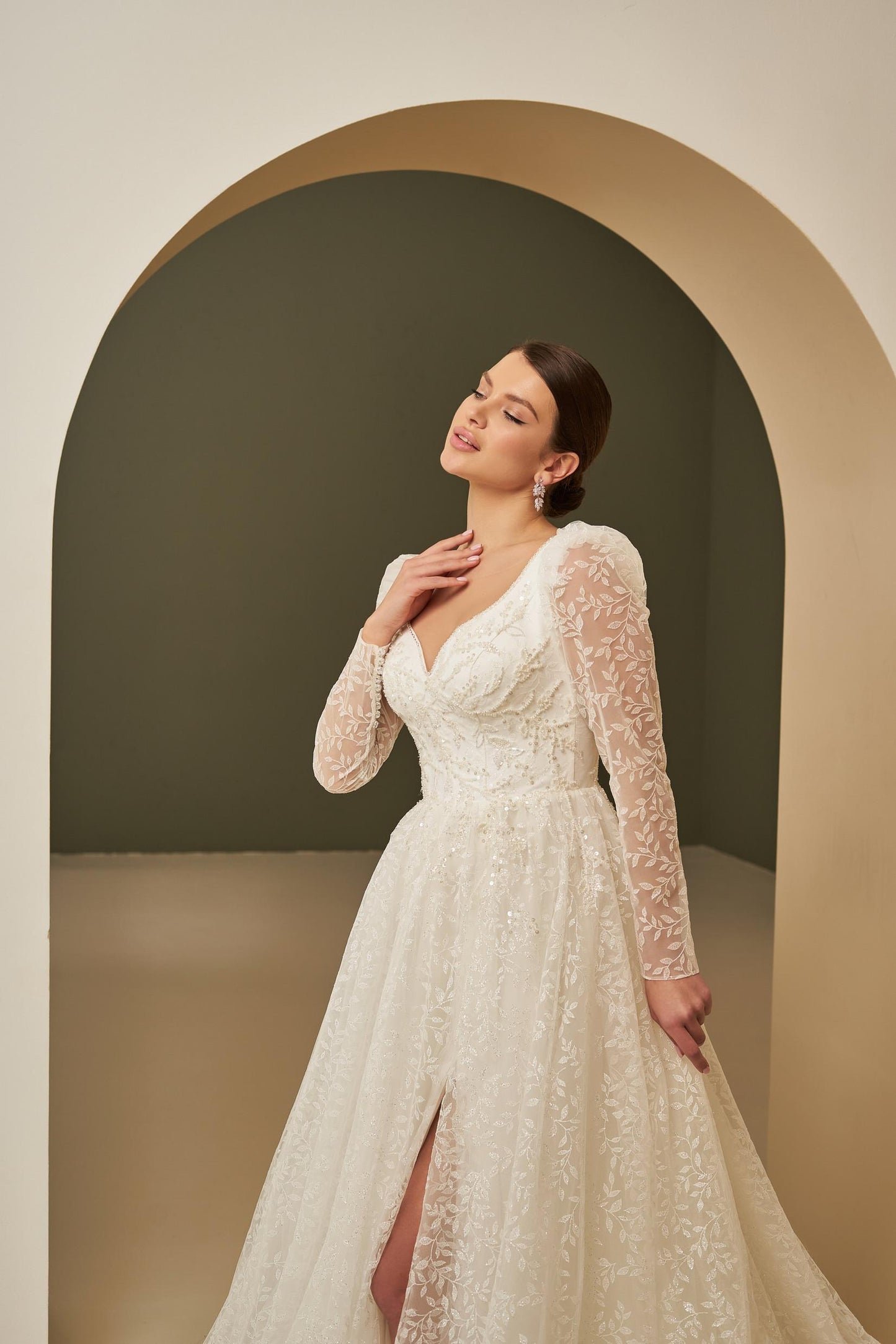 KSENIA Very sparkly lace long sleeve ballgown