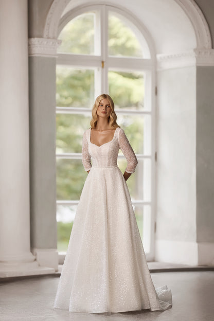 #TIZIANA Arriving soon