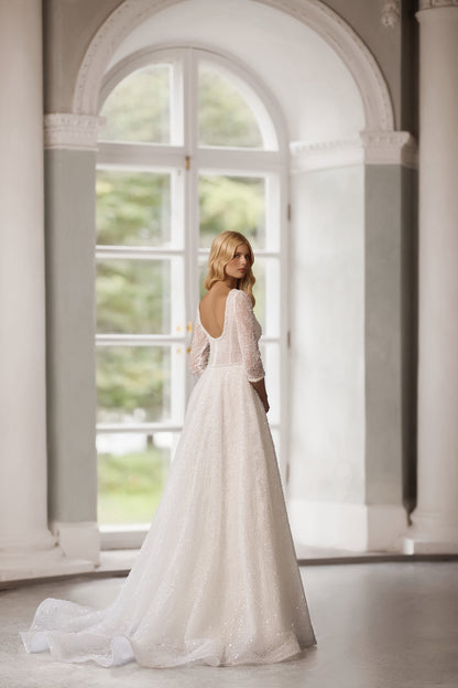 #TIZIANA Arriving soon
