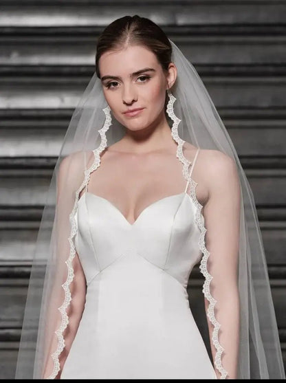 AV5 VEIL - Reflections Bridal Studio
