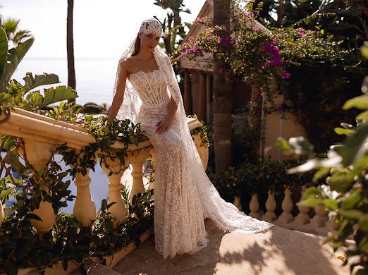 #BELYSSIA Fitted strapless lace bridal gown - Reflections Bridal Studio
