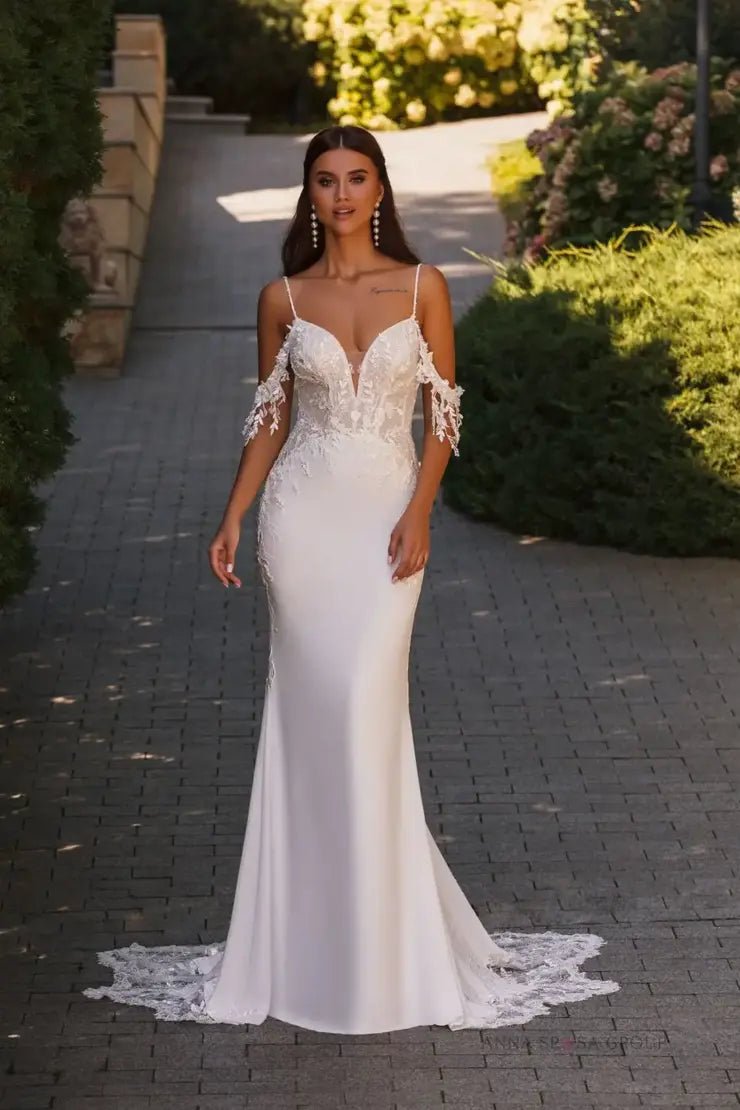 DUNAWAY Size 12 - Reflections Bridal Studio
