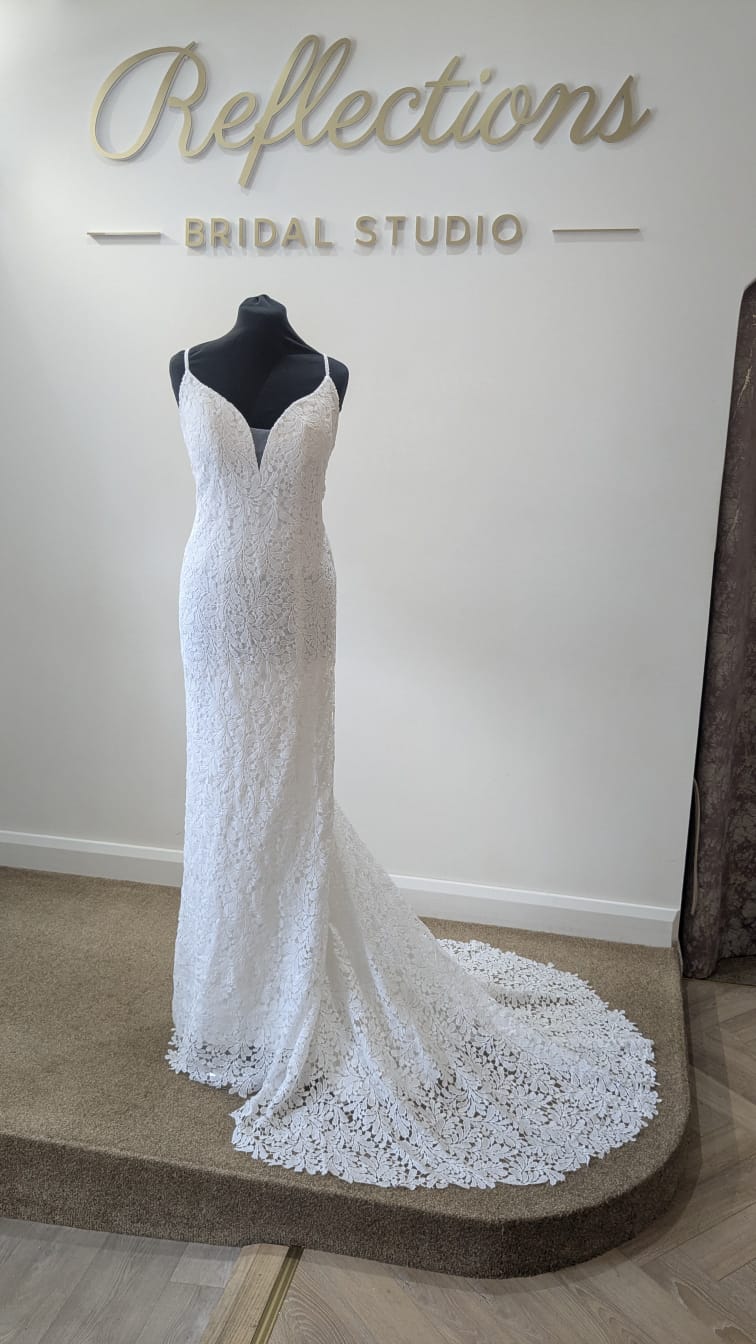 JULIETTE Size 8 - Reflections Bridal Studio