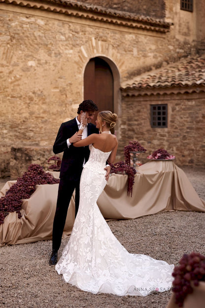 KROTONA - Reflections Bridal Studio
