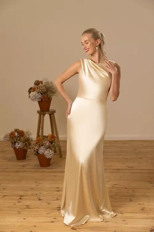 M815 Charmeuse satin - Reflections Bridal Studio
