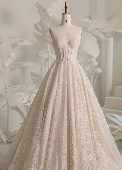 MADELAINE Size 14 - Reflections Bridal Studio