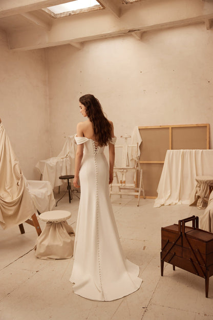 Majeur Crepe fitted gown - Reflections Bridal Studio