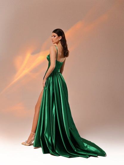 OKSANA Size 10 - Reflections Bridal Studio