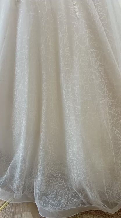 #MORGANA An ornate bodice on 3D lace A-line skirt