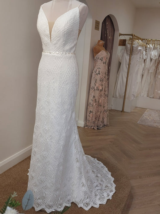 STELLA Size 14 - Reflections Bridal Studio