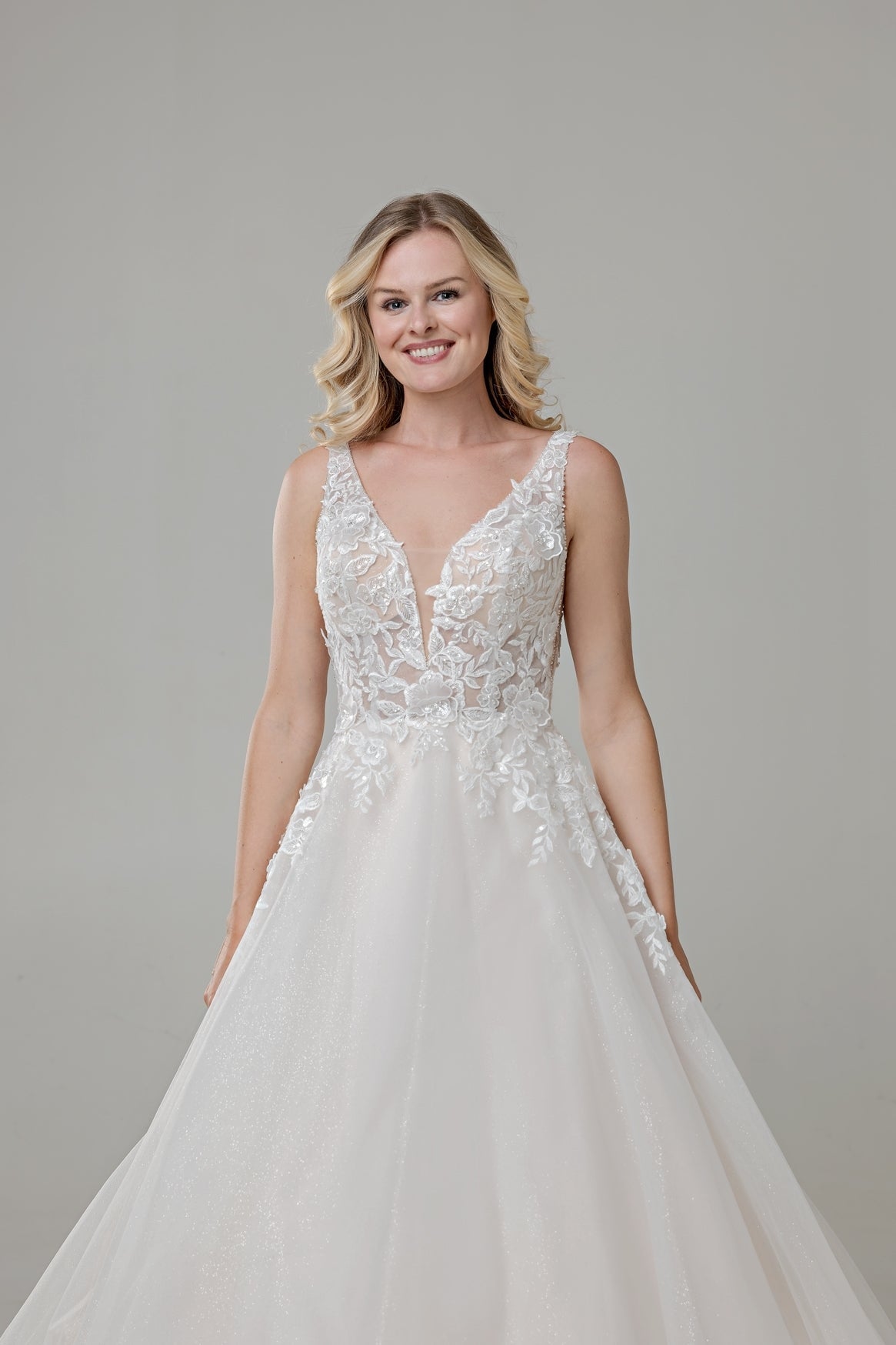 VALENCIA Available soon Size 10 - Reflections Bridal Studio